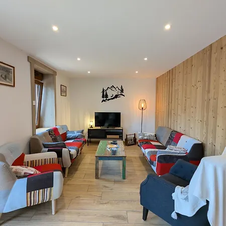 Spacieux Renove Dans Les Vosges Pour 10 Personnes, Ideal Pour Familles Et Amis - Fr-1-589-827 Hébergement de vacances Bussang
